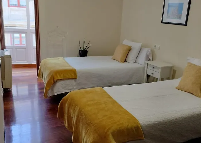 アパート A 100 Metros Catedral, 3º -galeria -duplex サンティアゴ・デ・コンポステーラ